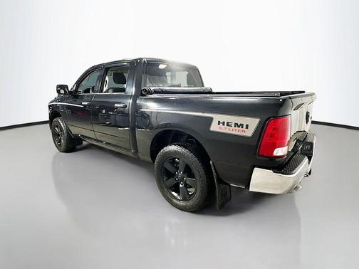 Brilliant Black Crystal Pearlcoat 2017 RAM 1500 Express