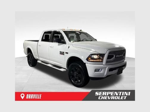 Bright White Clearcoat 2018 RAM 2500 Laramie