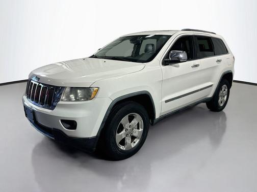 Stone White Clearcoat 2011 Jeep Grand Cherokee Limited
