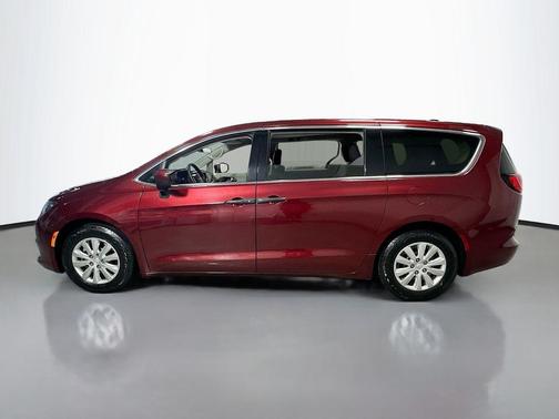 Velvet Red Pearlcoat 2019 Chrysler Pacifica L