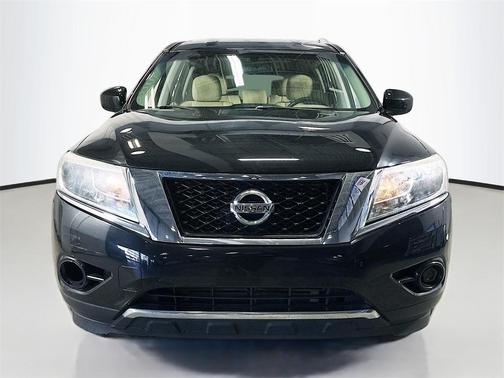 2016 Nissan Pathfinder S