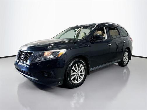2016 Nissan Pathfinder S
