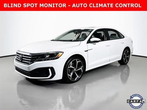 2020 Volkswagen Passat 2.0T R-Line