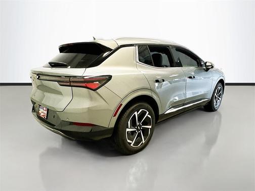 2025 Chevrolet Equinox EV LT 2