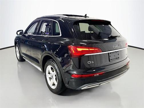 2022 Audi Q5 40 Premium