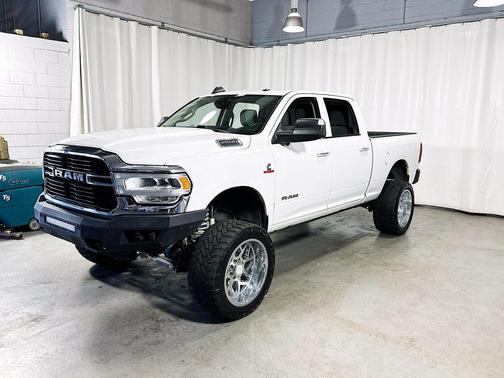 Bright White Clearcoat 2019 RAM 2500 Big Horn
