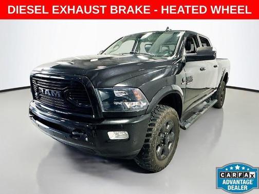Brilliant Black Crystal Pearlcoat 2018 RAM 2500 Lone Star