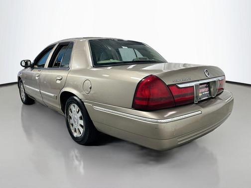 Arizona Beige Clearcoat Metallic 2005 Mercury Grand Marquis LS