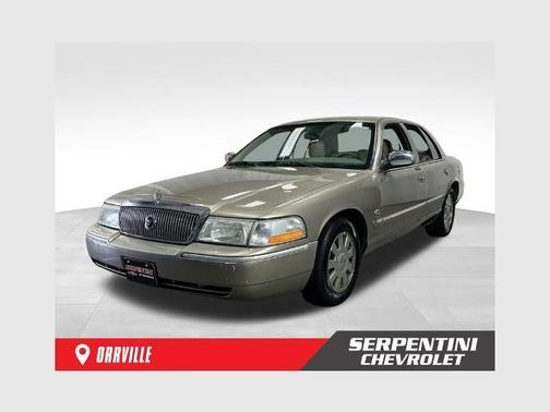 Arizona Beige Clearcoat Metallic 2005 Mercury Grand Marquis LS