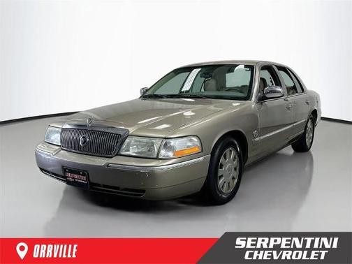 Arizona Beige Clearcoat Metallic 2005 Mercury Grand Marquis LS