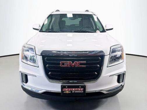 Summit White 2017 GMC Terrain SLE-2