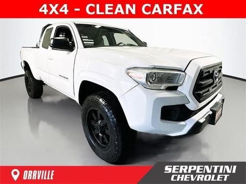 2016 Toyota Tacoma SR