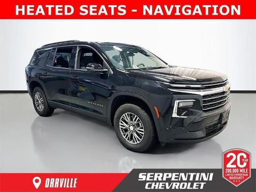 Mosaic Black Metallic 2025 Chevrolet Traverse LT