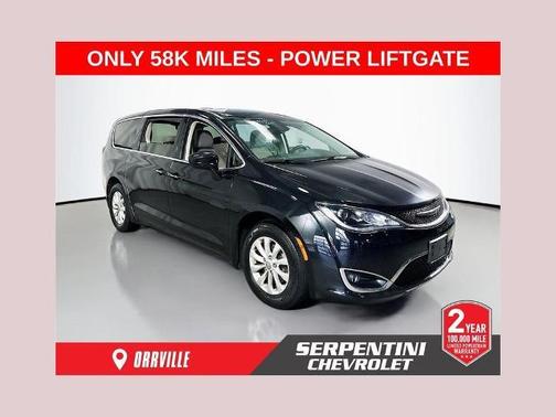 2020 Chrysler Pacifica Touring