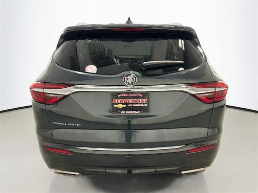 2020 Buick Enclave Essence