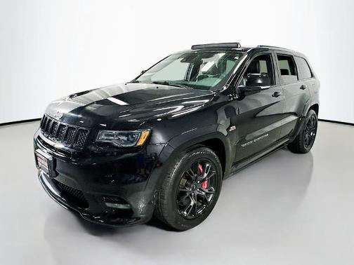 Diamond Black 2017 Jeep Grand Cherokee SRT