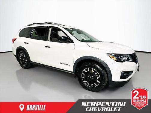 2020 Nissan Pathfinder SL