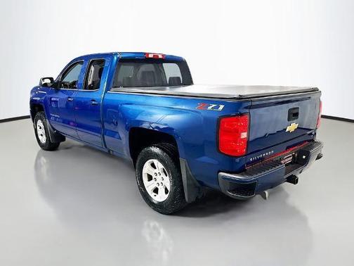 Deep Ocean Blue Metallic 2018 Chevrolet Silverado 1500 LT