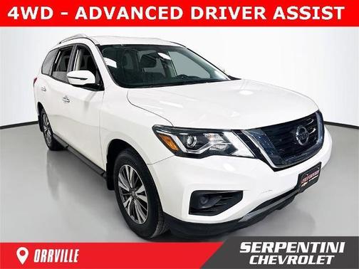 2018 Nissan Pathfinder S