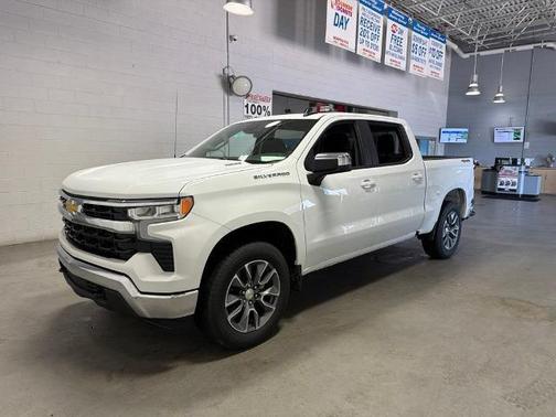 Summit White 2026 Chevrolet Silverado 1500 LT