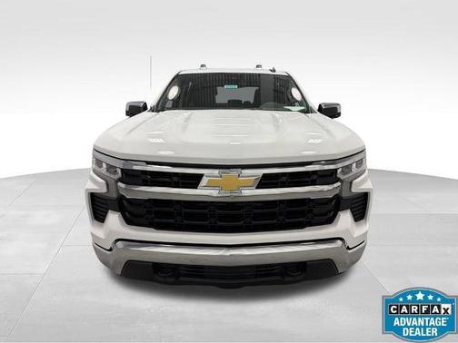 Summit White 2026 Chevrolet Silverado 1500 LT