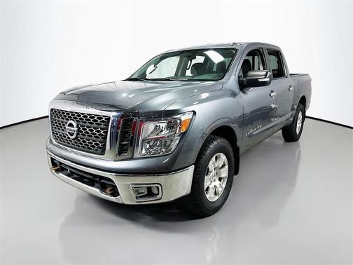 2018 Nissan Titan SV