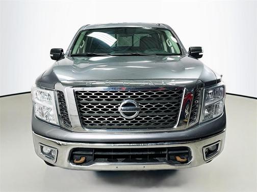 2018 Nissan Titan SV