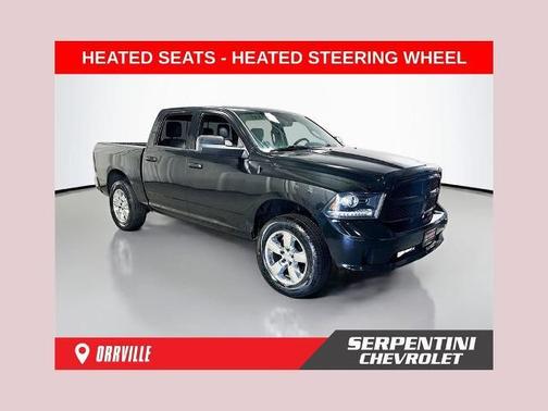Brilliant Black Crystal Pearlcoat 2016 RAM 1500 Sport