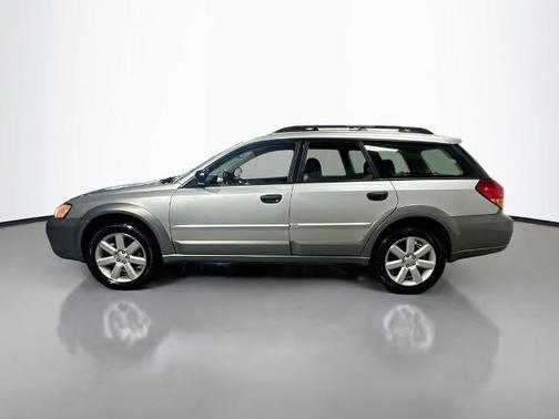 Silver 2007 Subaru Outback 2.5i