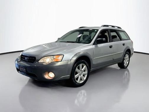 Silver 2007 Subaru Outback 2.5i