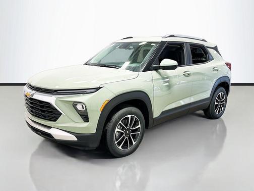 Green 2026 Chevrolet Trailblazer LT