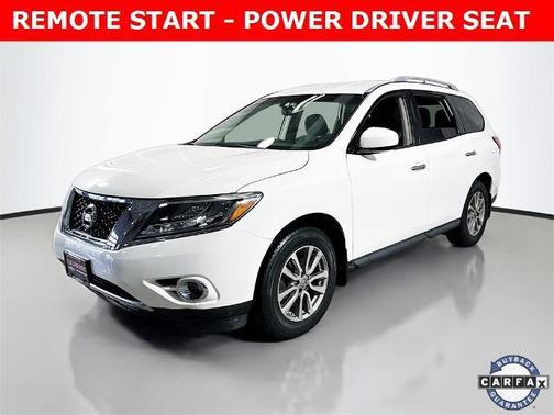 2016 Nissan Pathfinder SV