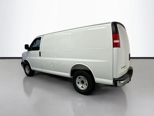 Summit White 2025 Chevrolet Express 2500 Work Van
