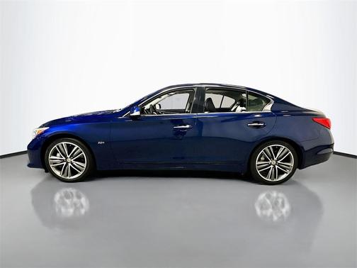 2017 INFINITI Q50 2.0T Sport