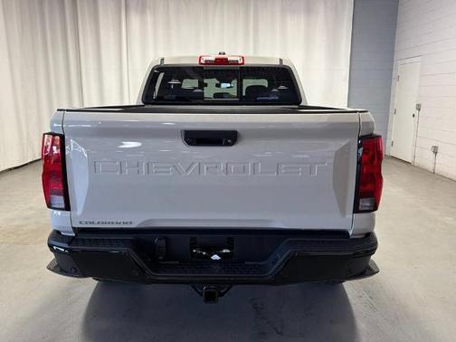 White Sand 2026 Chevrolet Colorado Trail Boss