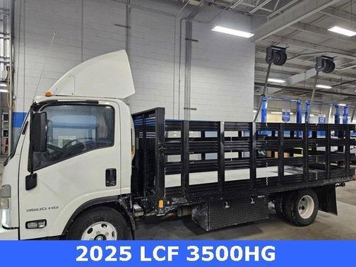 2025 Chevrolet Express 3500