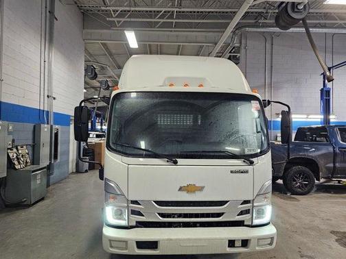 Arctic White 2025 Chevrolet Express 3500 Base