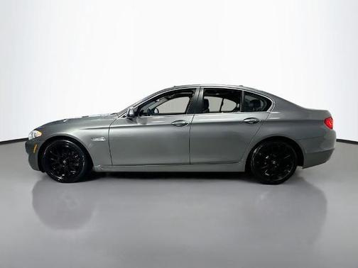 Space Gray Metallic 2013 BMW 550 i xDrive