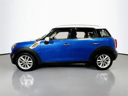 2012 MINI Cooper Countryman Base