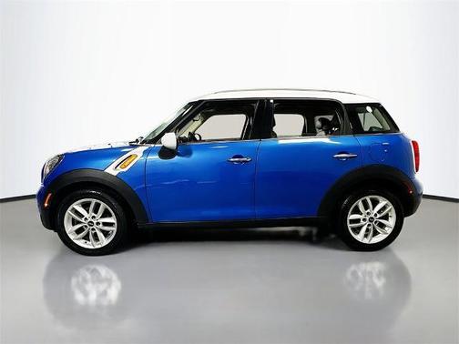2012 MINI Cooper Countryman Base