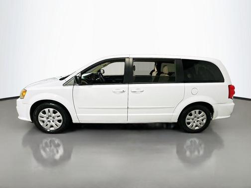 Bright White Clearcoat 2014 Dodge Grand Caravan AVP/SE
