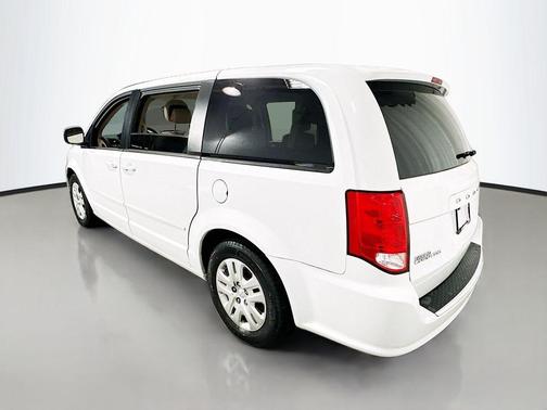 Bright White Clearcoat 2014 Dodge Grand Caravan AVP/SE