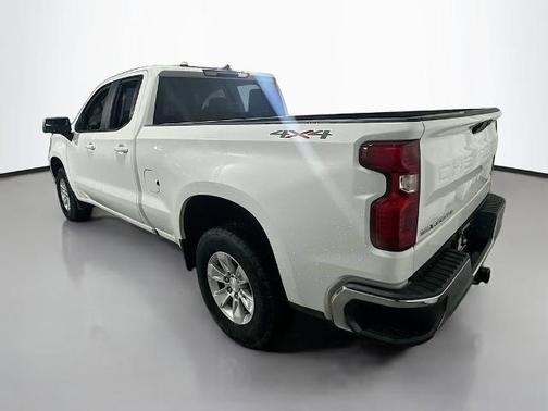 Summit White 2021 Chevrolet Silverado 1500 LT