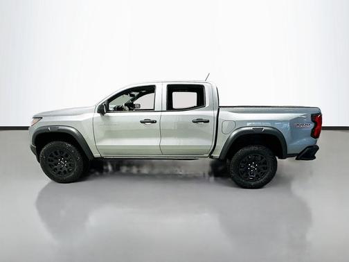 Sterling Gray Metallic 2026 Chevrolet Colorado Trail Boss