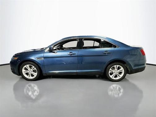 2018 Ford Taurus SEL