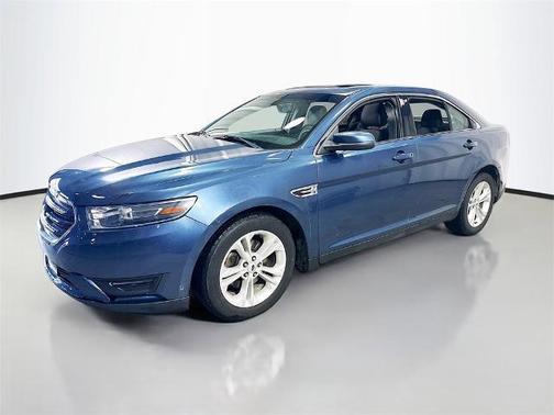 2018 Ford Taurus SEL