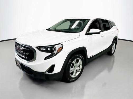 Summit White 2020 GMC Terrain SLE