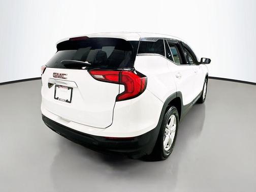 Summit White 2020 GMC Terrain SLE