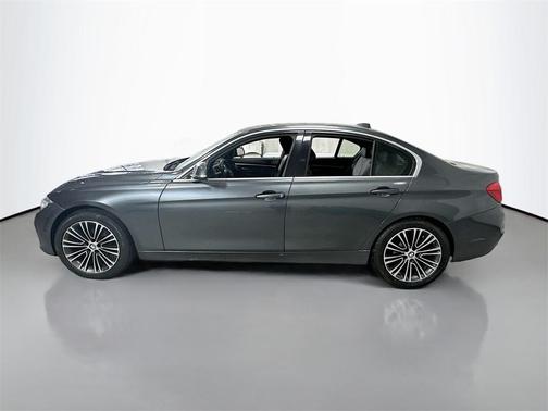 2017 BMW 330 i xDrive