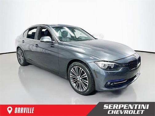 2017 BMW 330 i xDrive